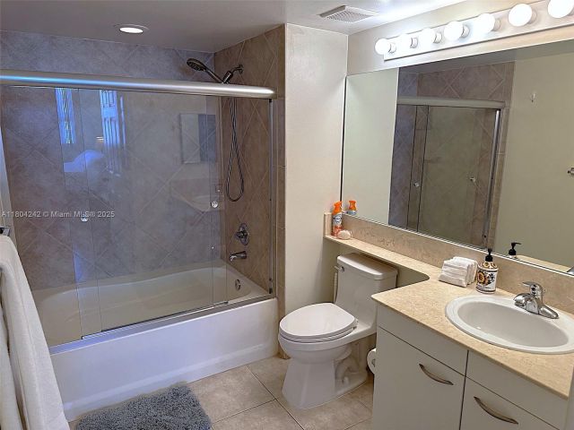 Apartment for rent  Unit #1606 - photo 6046009