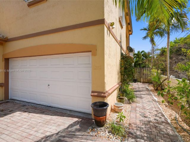 Home for sale at 1282 Grant Ct - photo 6086927