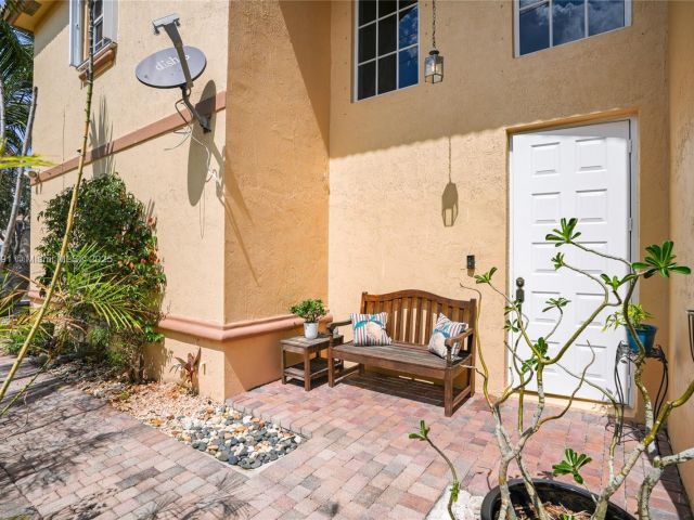 Home for sale at 1282 Grant Ct - photo 6086929