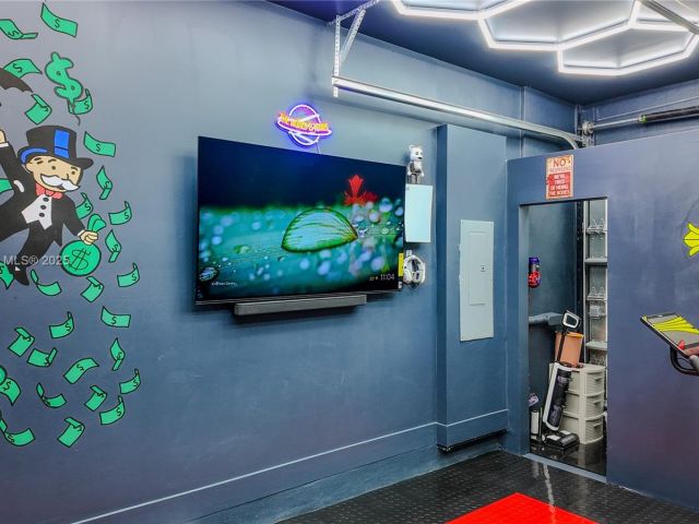 Home for sale at 7221 NW 103rd Path - photo 6045436