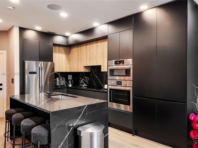 Home for sale at 7221 NW 103rd Path - photo 6045440