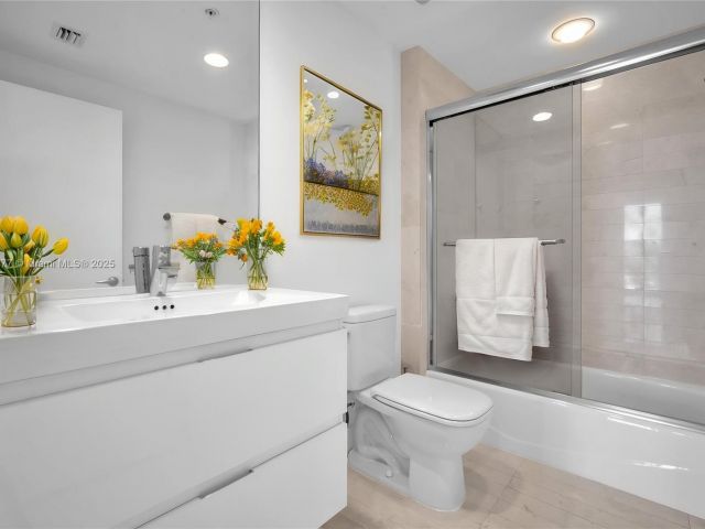 Apartment for sale  Unit #1108 - photo 6098519