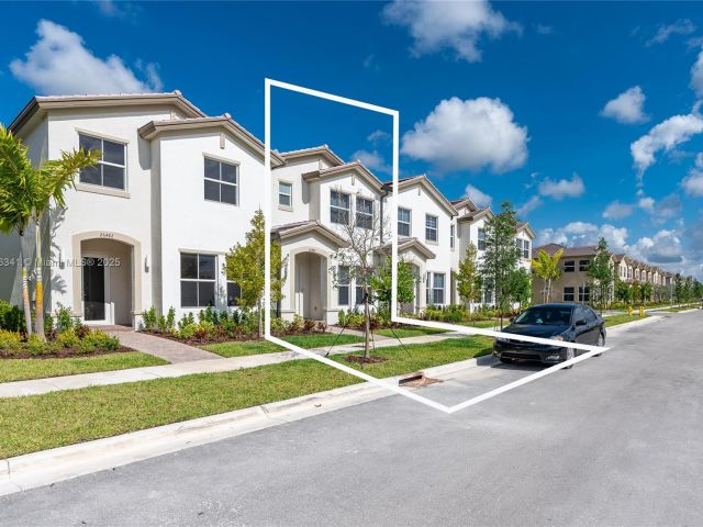 Home for sale at 26480 SW 148th Ct 26480 - photo 6048734