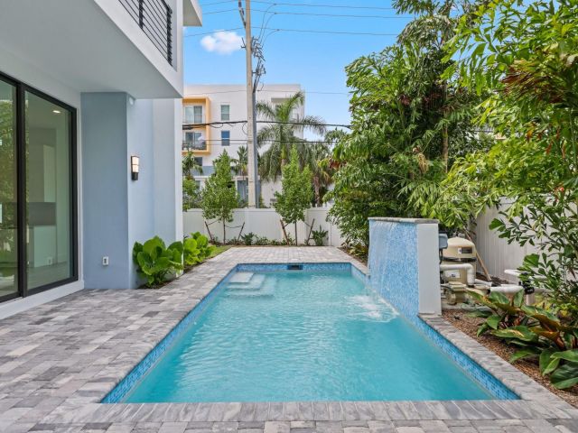 Home for rent at 204 Osceola Park Lane - photo 6263587