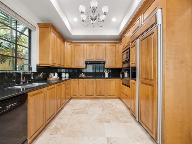 Home for sale at 7250 Erwin Rd - photo 6221049