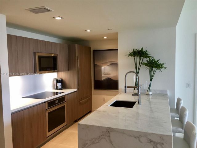 Apartment for rent  Unit #505 - photo 7137138