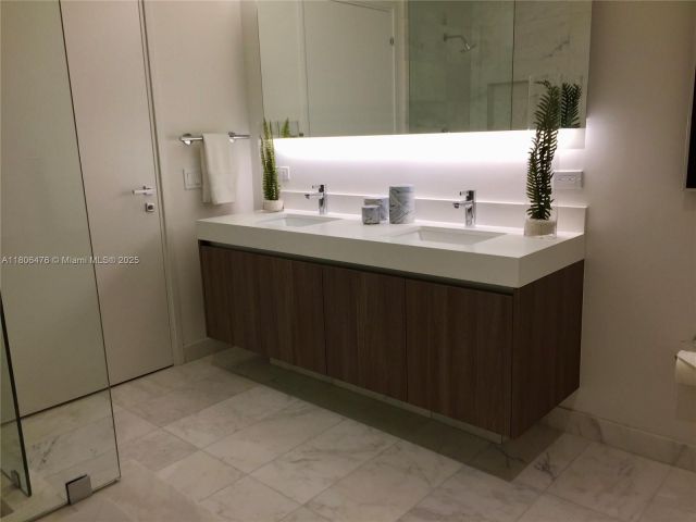 Apartment for rent  Unit #505 - photo 7137145