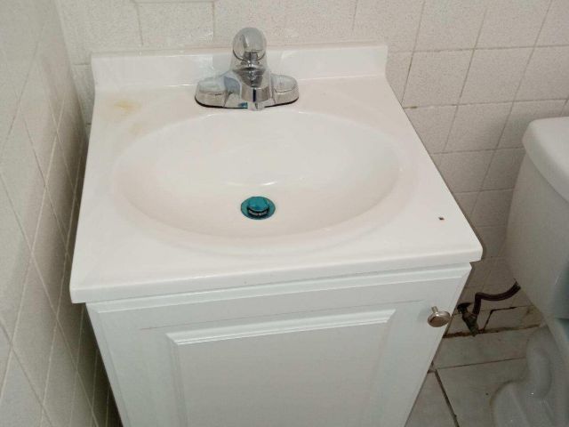 Home for rent at 305 NW 4th Avenue - photo 6505443