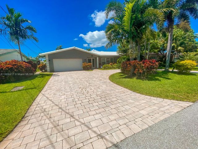 Home for sale at 2770 NE 8th Ct - photo 6049385