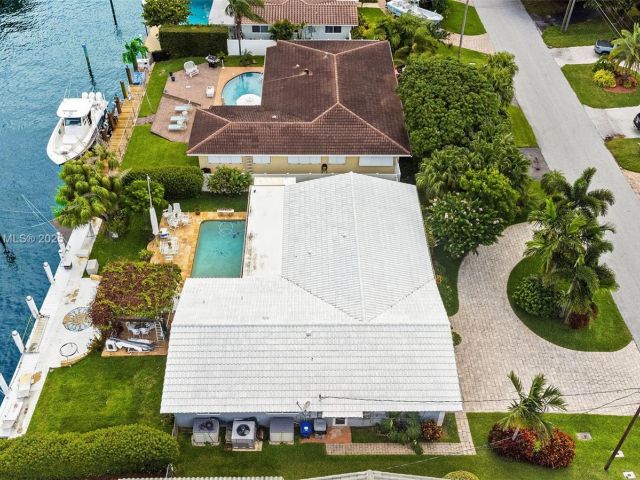 Home for sale at 2770 NE 8th Ct - photo 6049391