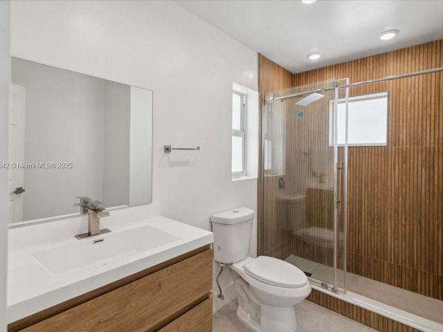 Home for sale at 1459 Jefferson St - photo 6049341