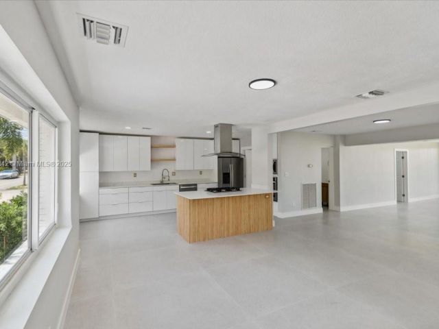 Home for sale at 1459 Jefferson St - photo 6049350