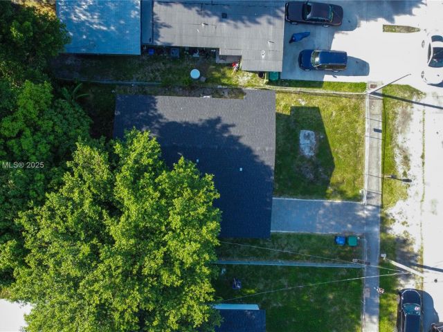 Home for sale at 5510 NW 30th Ave - photo 6053978