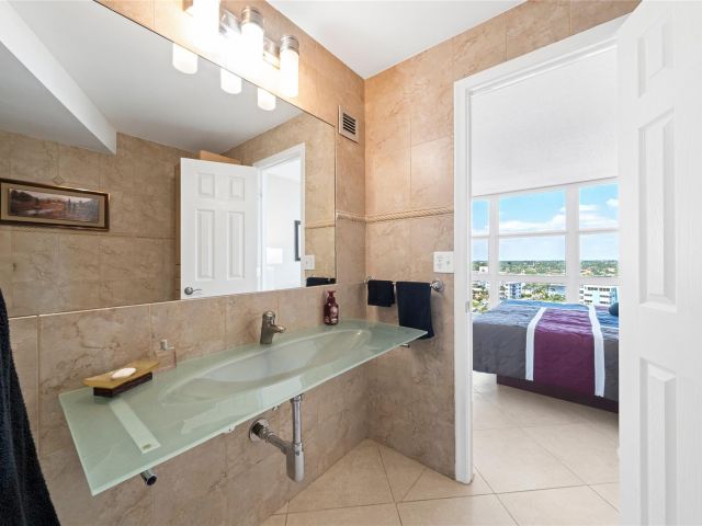 Apartment for sale  Unit #1103 - photo 6052648