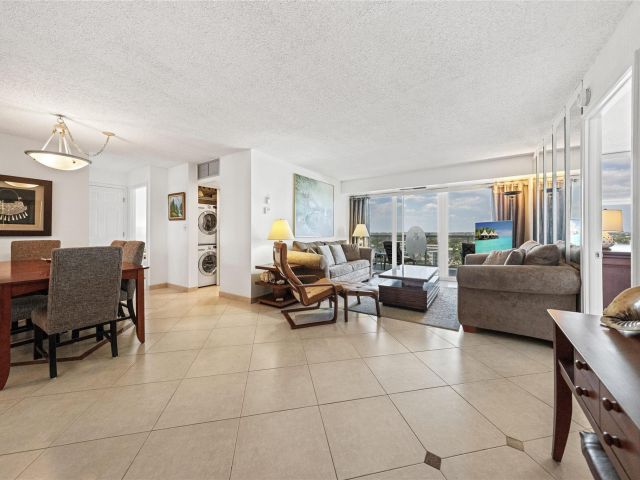 Apartment for sale  Unit #1103 - photo 6052651