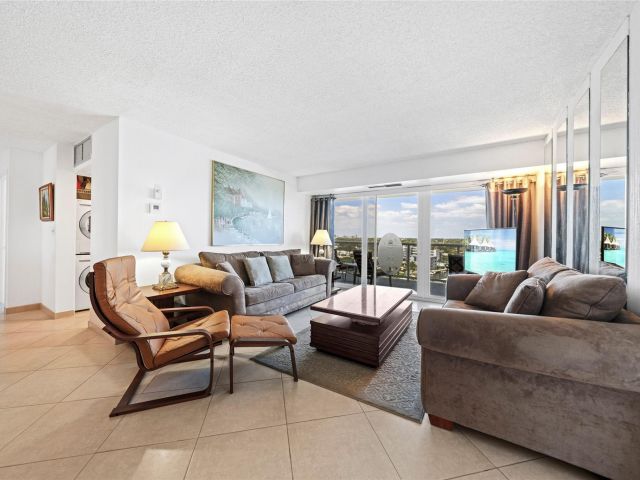 Apartment for sale  Unit #1103 - photo 6052652