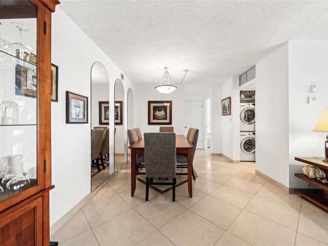 Apartment for sale  Unit #1103 - photo 6052655