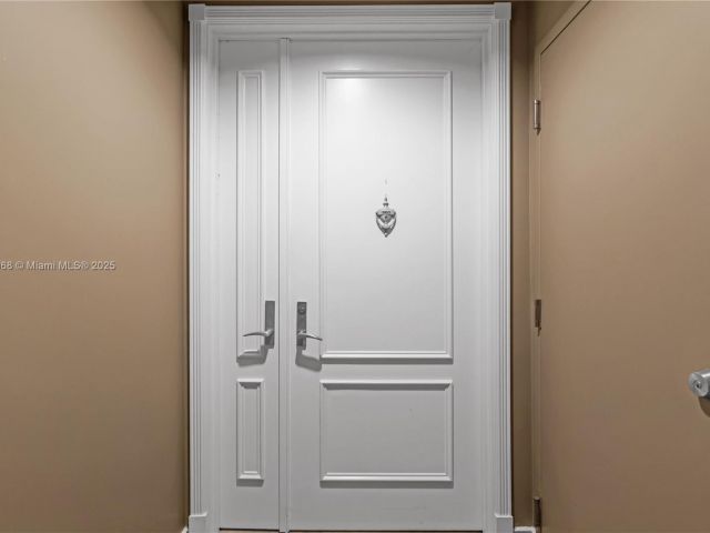 Apartment for sale  Unit #3803 - photo 6052052