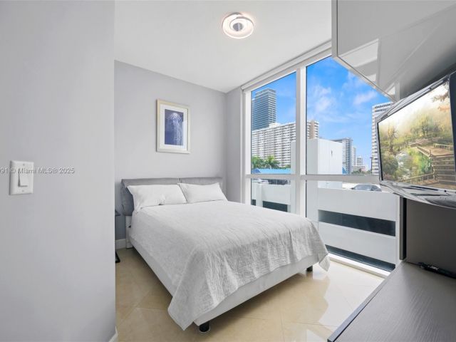 Apartment for sale  Unit #404 - photo 6053089