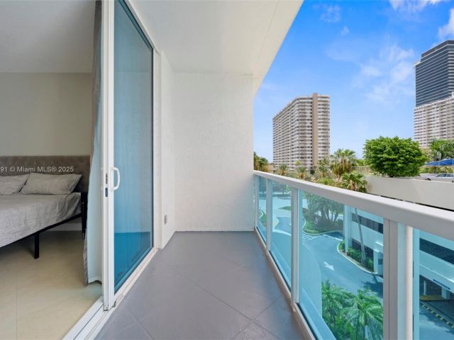 Apartment for sale  Unit #404 - photo 6053105