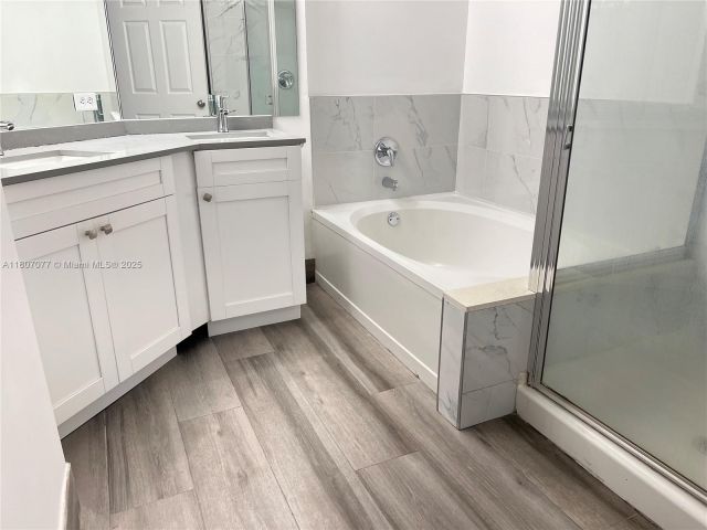 Apartment for sale  Unit #2814 - photo 6097445