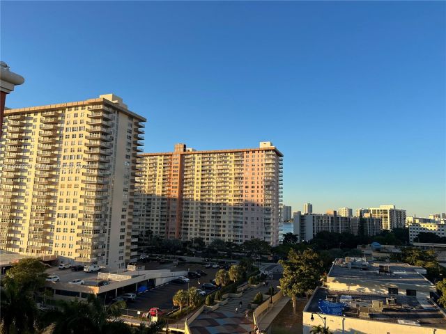 Apartment for sale  Unit #2814 - photo 6097456