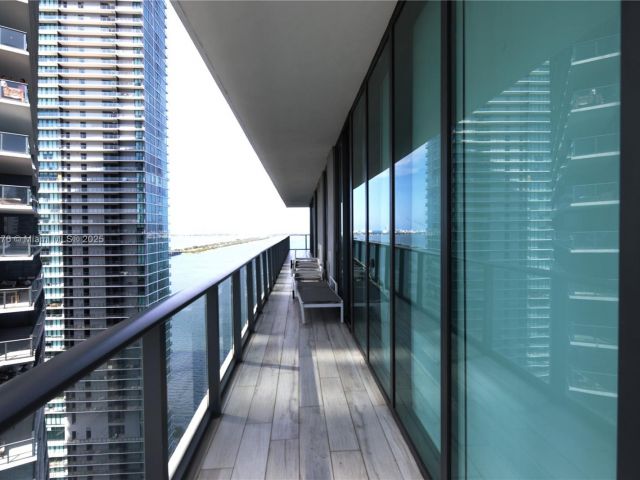 Apartment for sale  Unit #2607 - photo 6069363