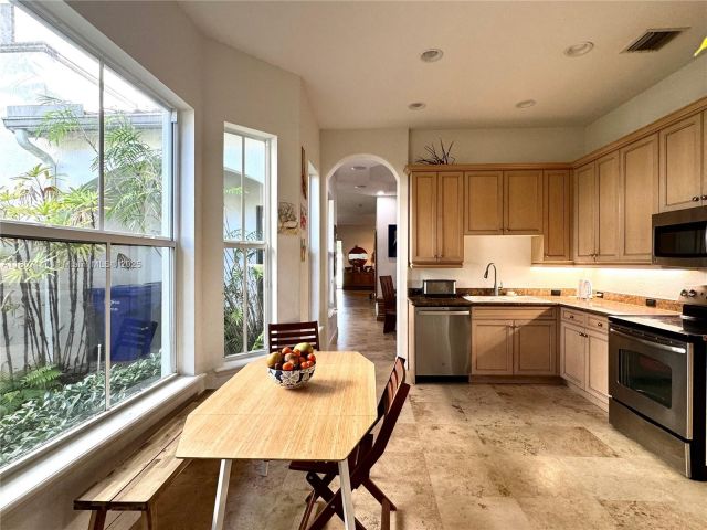 Home for sale at 826 E Spinnaker Dr E - photo 6077528