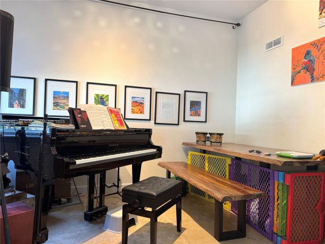 Home for sale at 826 E Spinnaker Dr E - photo 6077529