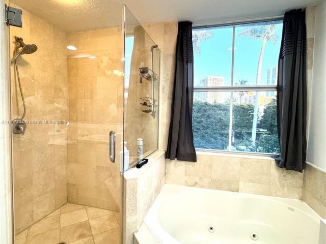 Home for sale at 826 E Spinnaker Dr E - photo 6077540