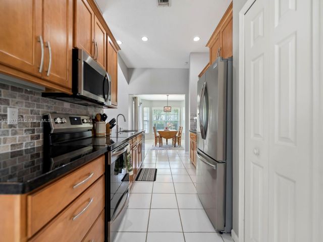 Home for sale at 2703 Augusta Dr - photo 6079180