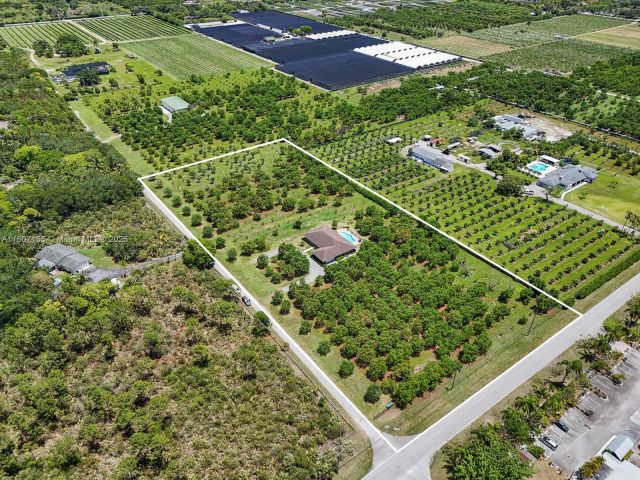 Home for sale at 15150 SW 240th St - photo 6053767