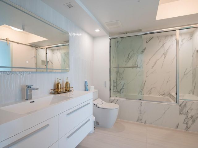 Apartment for sale  Unit #3707 - photo 6056435