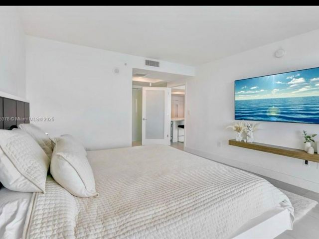 Apartment for sale  Unit #3707 - photo 6056441