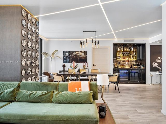 Apartment for sale  Unit #3510 - photo 6055683