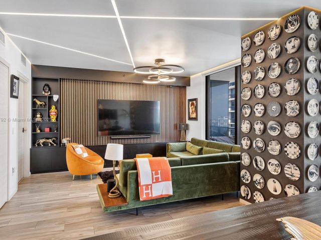 Apartment for sale  Unit #3510 - photo 6055686