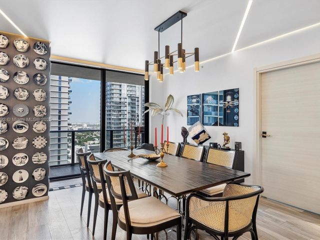 Apartment for sale  Unit #3510 - photo 6055687