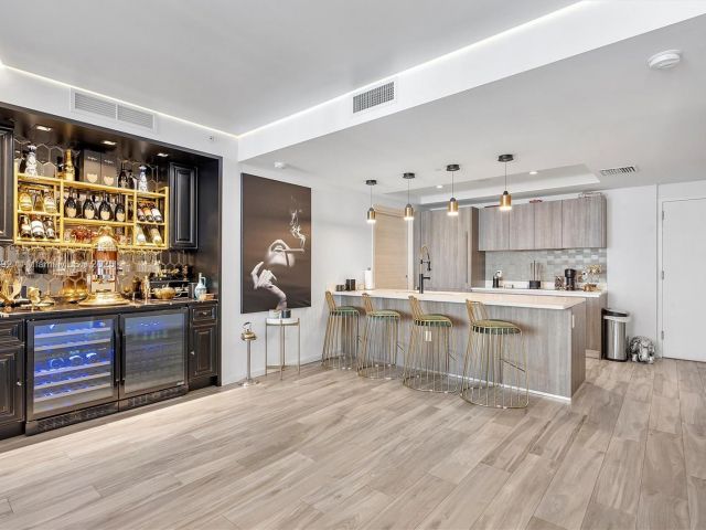 Apartment for sale  Unit #3510 - photo 6055689