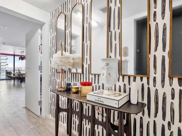 Apartment for sale  Unit #3510 - photo 6055693