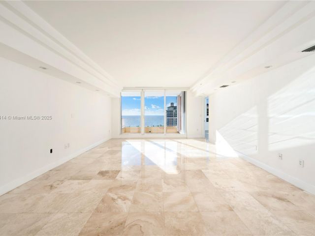 Apartment for rent  Unit #1404 - photo 6056553