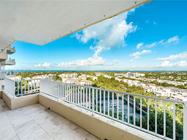 Apartment for rent  Unit #1404 - photo 6056556