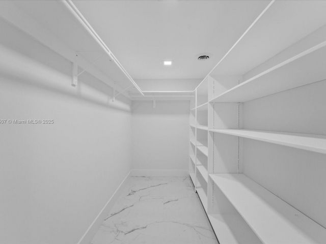 Home for rent at 112 E 1st Ct - photo 6083776