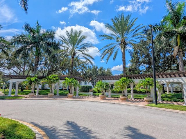 Home for rent at 2056 Alta Meadows Lane 2308 - photo 6392334