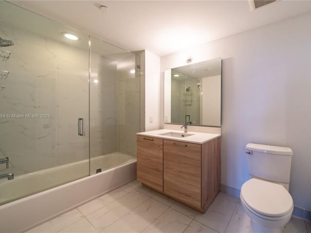 Apartment for sale  Unit #417 - photo 6060889