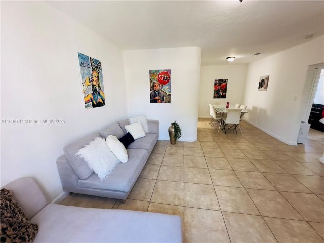 Home for sale at 301 NW 37th St - photo 6091866