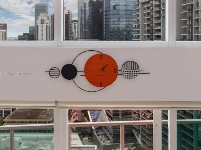 2-bedroom condo for sale in Miami - 41 SE 5th St 2008 - MondialRealty