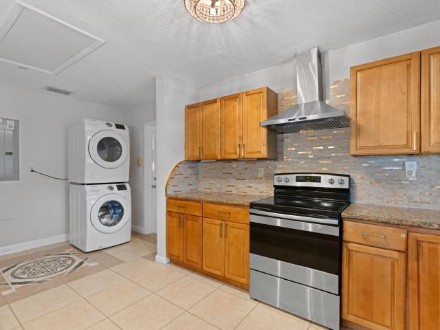 Home for sale at 2650 NE 22nd Street - photo 6524604