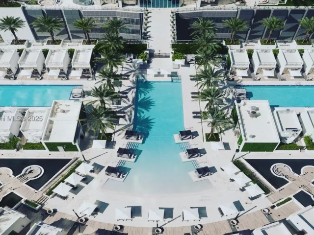 2-bedroom condo for sale in Miami - 851 NE 1st Ave 1409 - MondialRealty