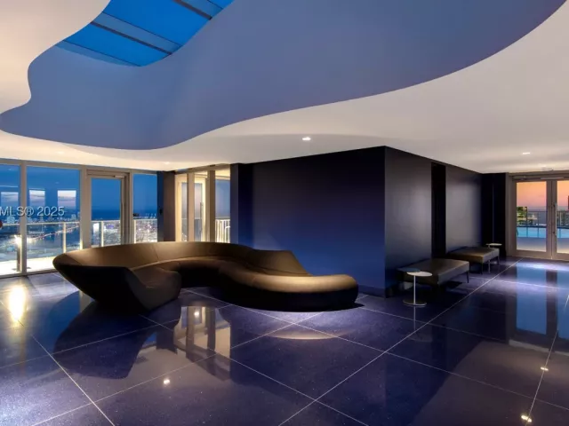 2-bedroom condo for sale in Miami - 851 NE 1st Ave 1409 - MondialRealty