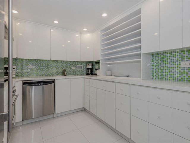 Apartment for rent  Unit #1538 - photo 6061216